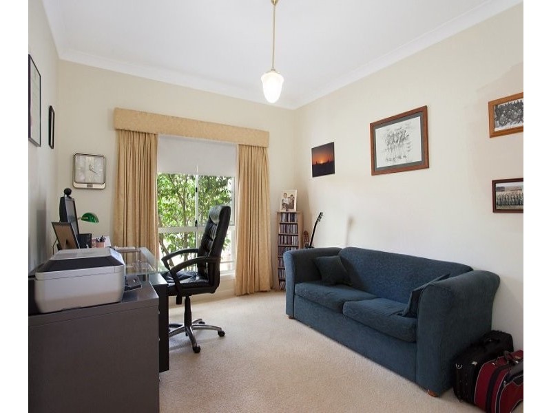 28 Lochside Drive, North Lakes QLD 4509