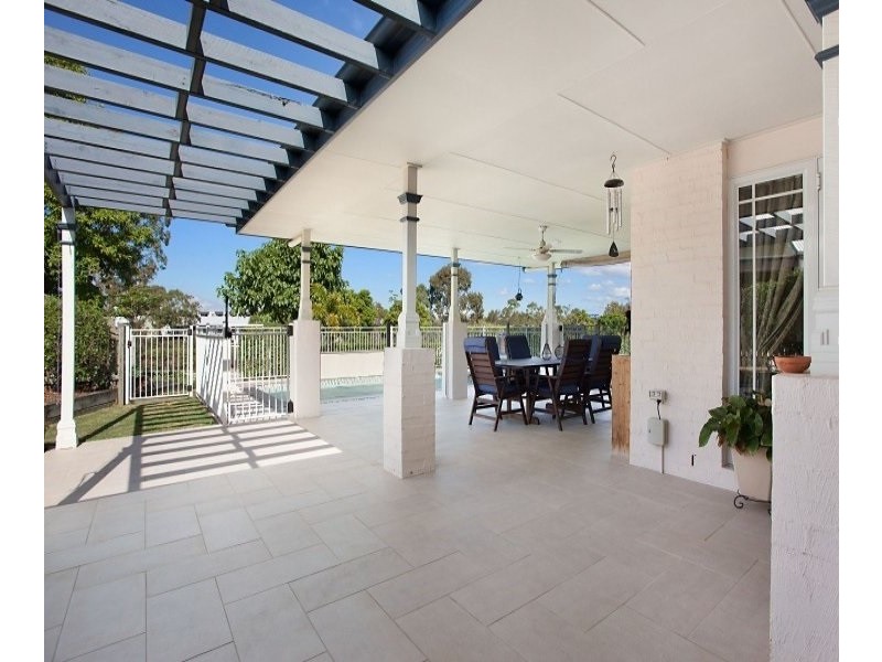 28 Lochside Drive, North Lakes QLD 4509