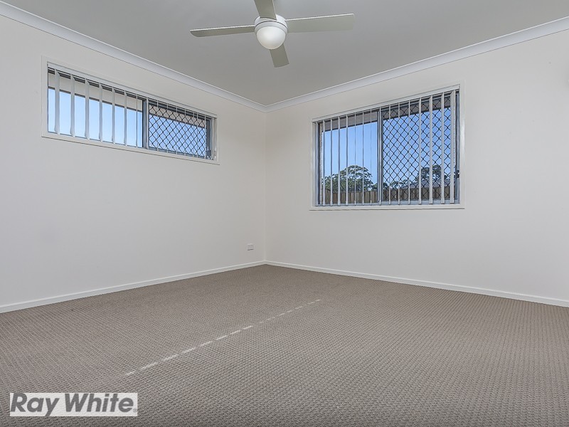 30 Honeyeater Cres, Dakabin QLD 4503