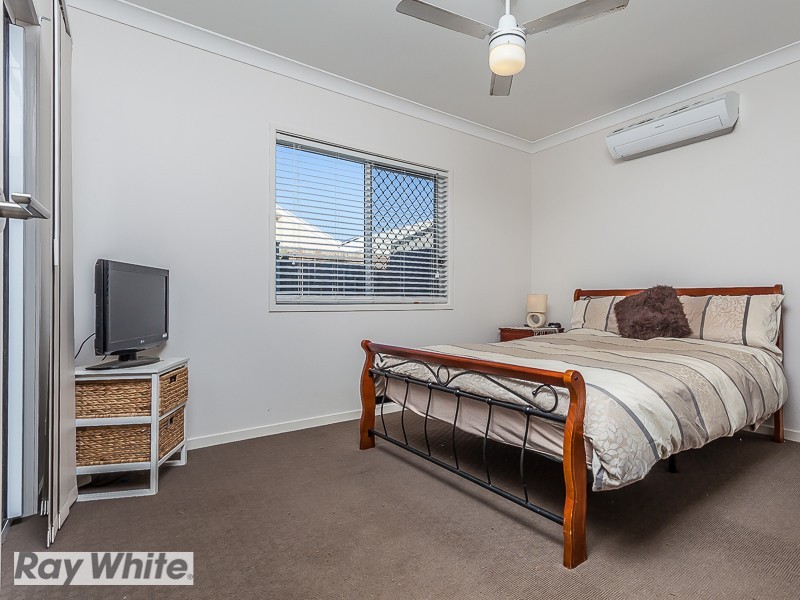 35 Manhattan Crescent, North Lakes QLD 4509