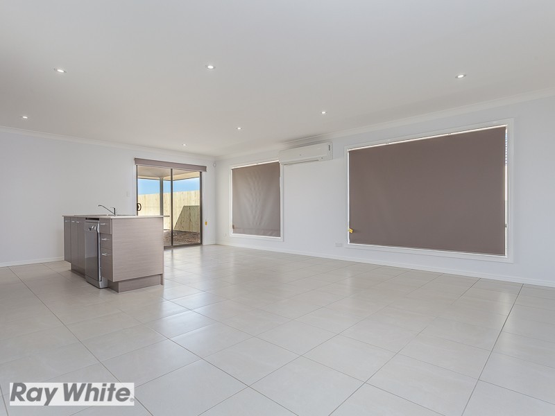 16 Paterson Street, North Lakes QLD 4509