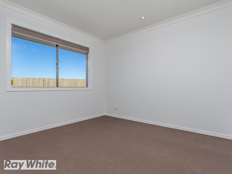 16 Paterson Street, North Lakes QLD 4509