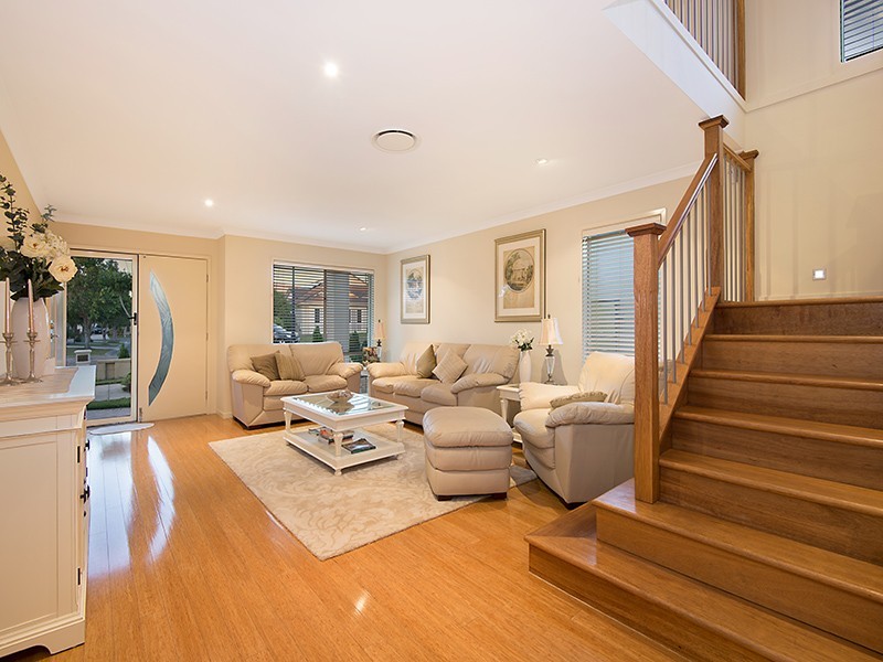 9 Allenby Close, North Lakes QLD 4509