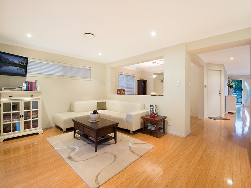 9 Allenby Close, North Lakes QLD 4509