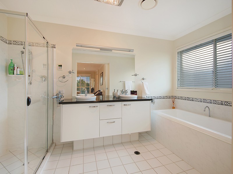 9 Allenby Close, North Lakes QLD 4509