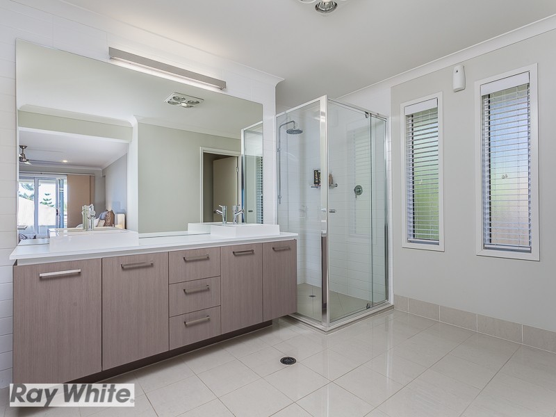 15 Dibbler Court, North Lakes QLD 4509