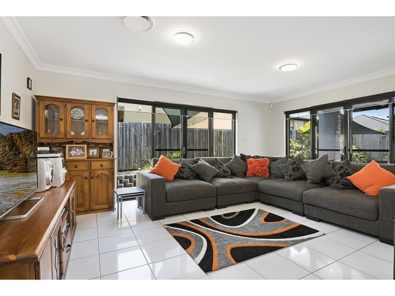 16 Lacebark Street, North Lakes QLD 4509