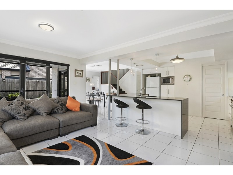 16 Lacebark Street, North Lakes QLD 4509