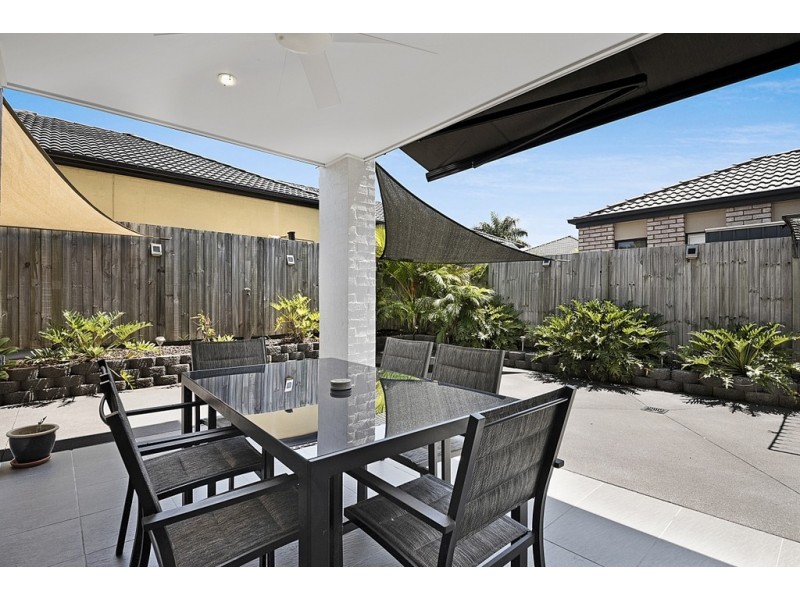 16 Lacebark Street, North Lakes QLD 4509