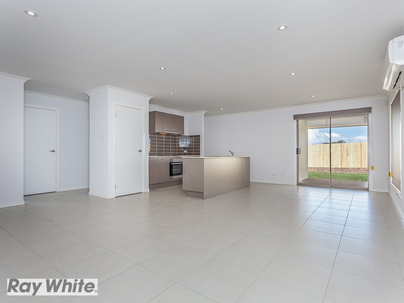 16 Paterson. Street, North Lakes QLD 4509