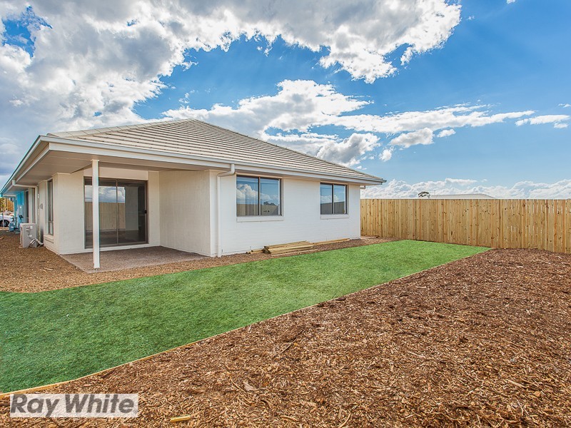 16 Paterson. Street, North Lakes QLD 4509