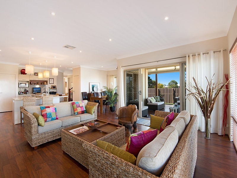 1 Ballesteros Street, North Lakes QLD 4509