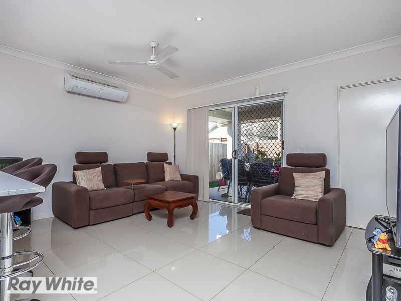 35 Manhattan Cres, North Lakes QLD 4509