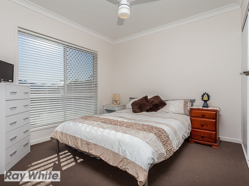 35 Manhattan Cres, North Lakes QLD 4509