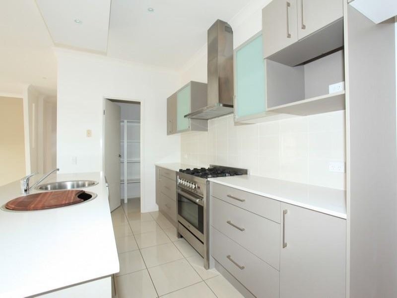 32 Ballesteros Street, North Lakes QLD 4509