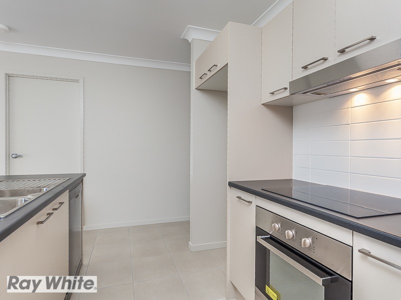 4 Claudia Crct, Kallangur QLD 4503