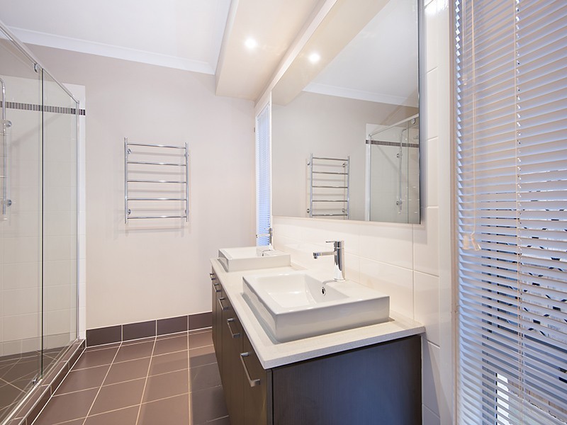 9 Livingstone Ct, North Lakes QLD 4509