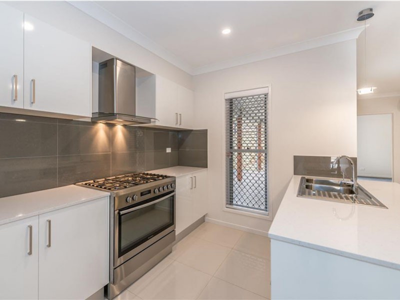 49 Staten Street, North Lakes QLD 4509