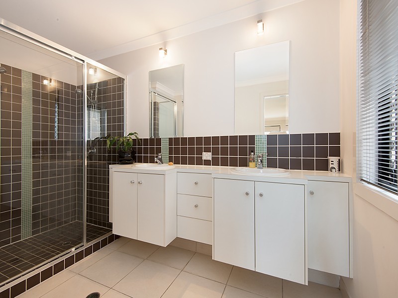 10 Kalbarri Court, North Lakes QLD 4509