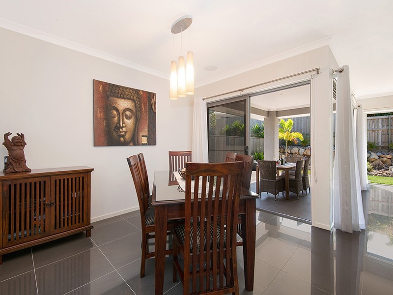 40 Nicklaus Parade, North Lakes QLD 4509