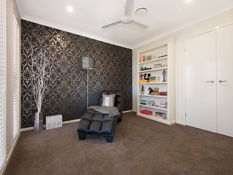 40 Nicklaus Parade, North Lakes QLD 4509