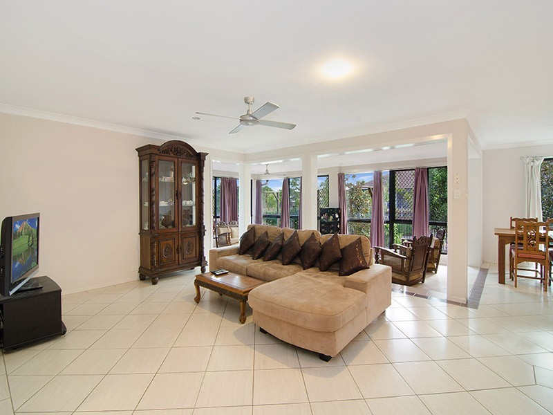 31 Sandpiper Avenue, North Lakes QLD 4509