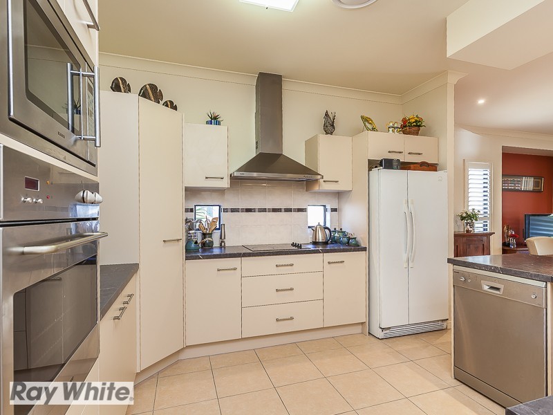 11 Whitebeech Court, North Lakes QLD 4509