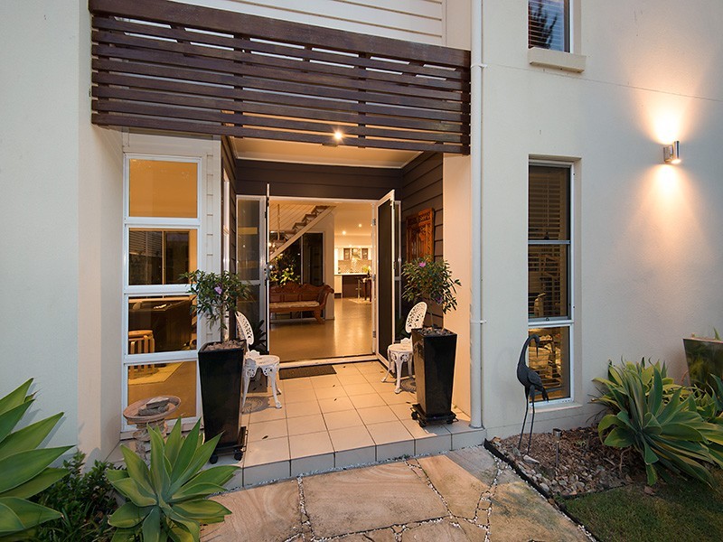 2 Pampling Court, North Lakes QLD 4509