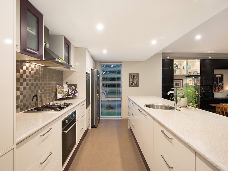 2 Pampling Court, North Lakes QLD 4509