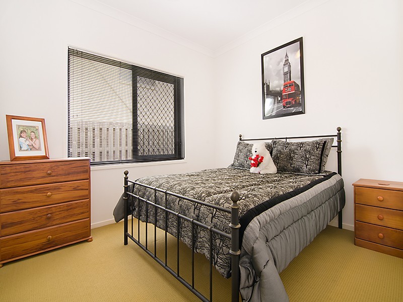8 Grebe Circuit, North Lakes QLD 4509