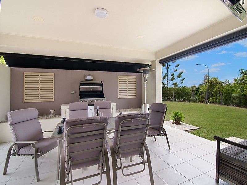 8 Grebe Circuit, North Lakes QLD 4509