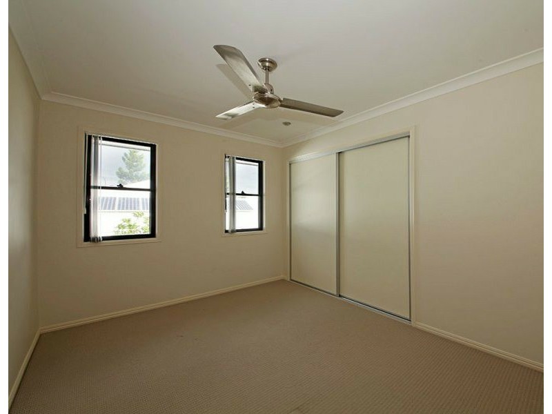 3 Echidna Parade, North Lakes QLD 4509