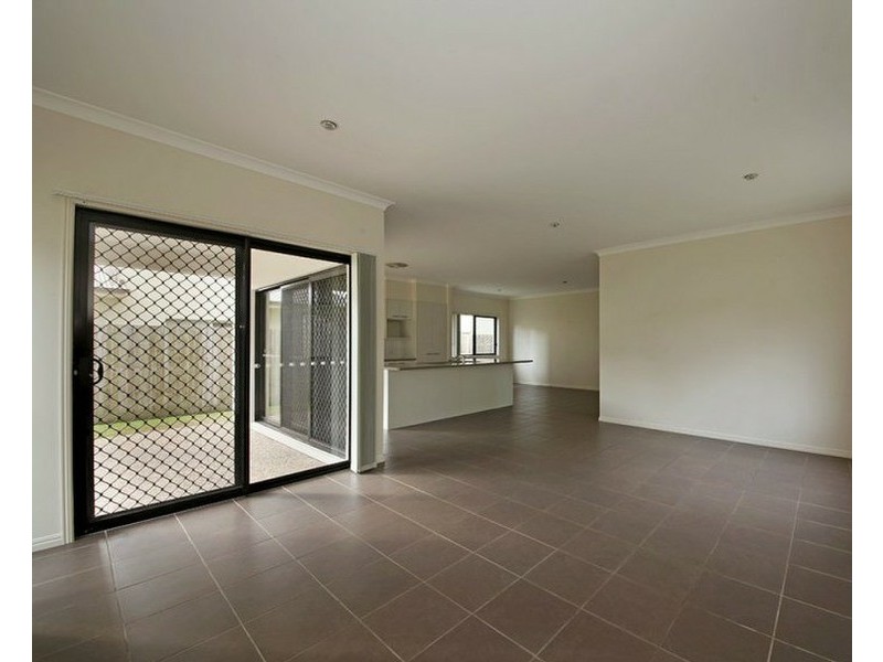 3 Echidna Parade, North Lakes QLD 4509
