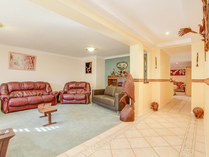 10 Sefton Ct, North Lakes QLD 4509