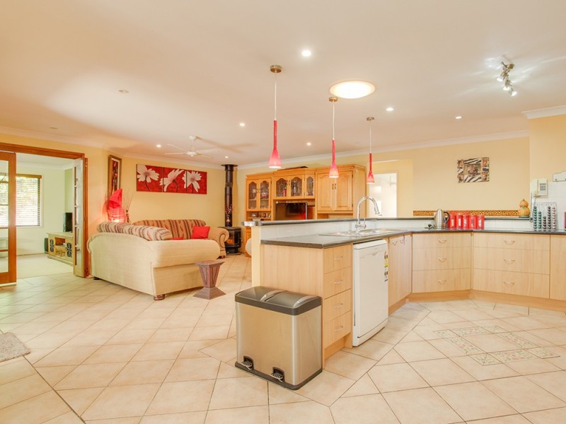 10 Sefton Ct, North Lakes QLD 4509