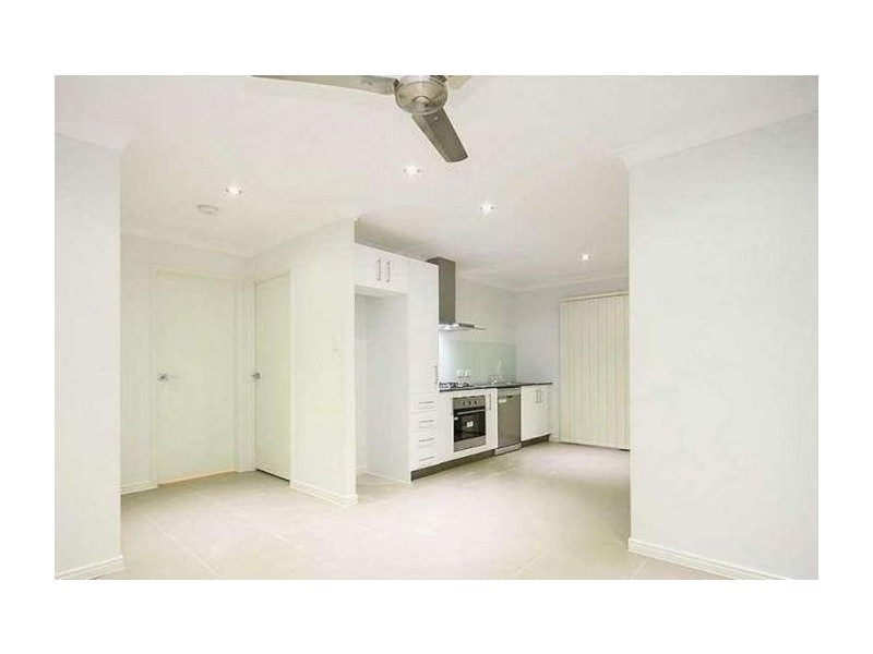 2/19 Montree Crct, Kallangur QLD 4503