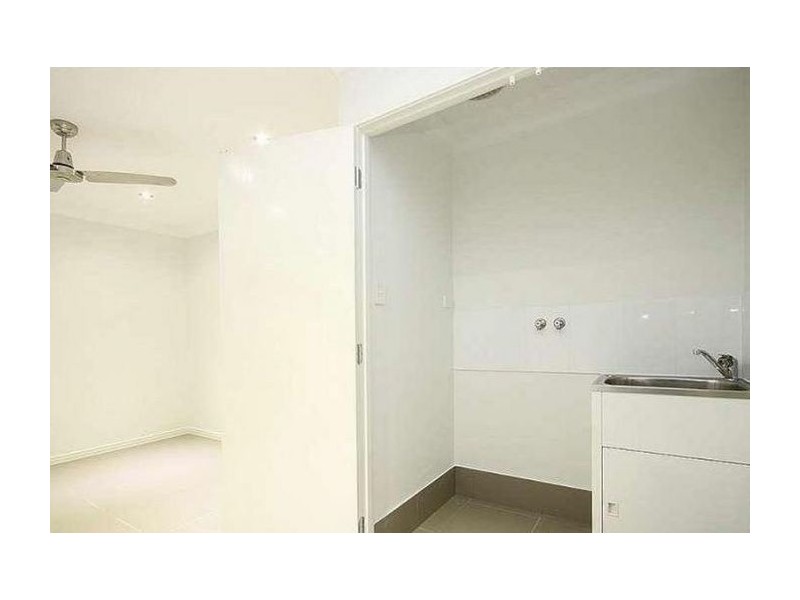 2/19 Montree Crct, Kallangur QLD 4503