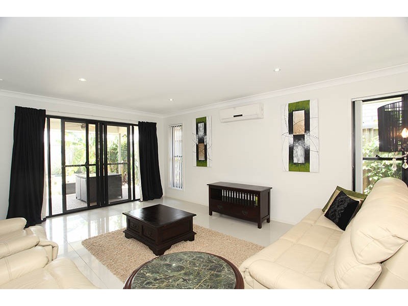 14 Kingdom Circuit, North Lakes QLD 4509