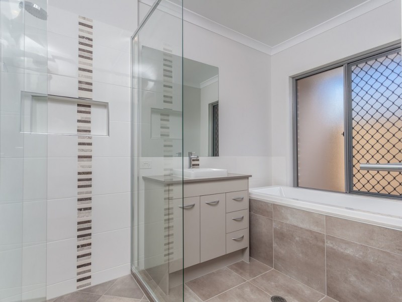 93 Expedition Drive, North Lakes QLD 4509