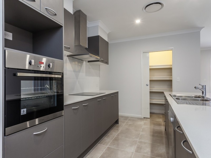 93 Expedition Drive, North Lakes QLD 4509