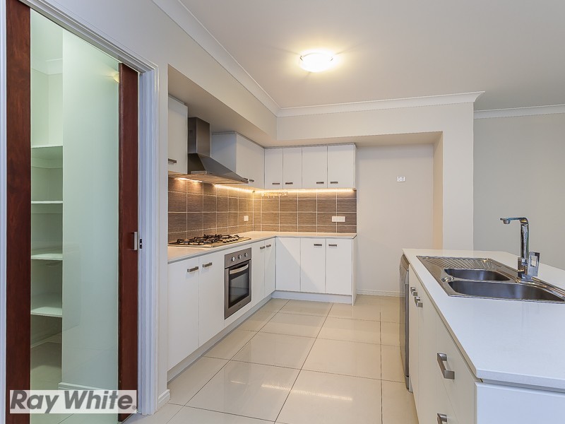 49 Expedition Drive, North Lakes QLD 4509