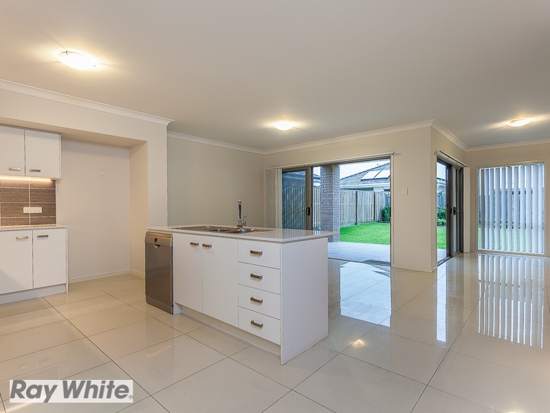 49 Expedition Drive, North Lakes QLD 4509