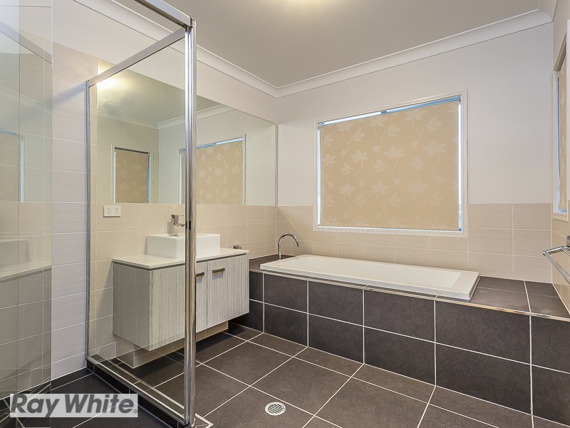 49 Expedition Drive, North Lakes QLD 4509