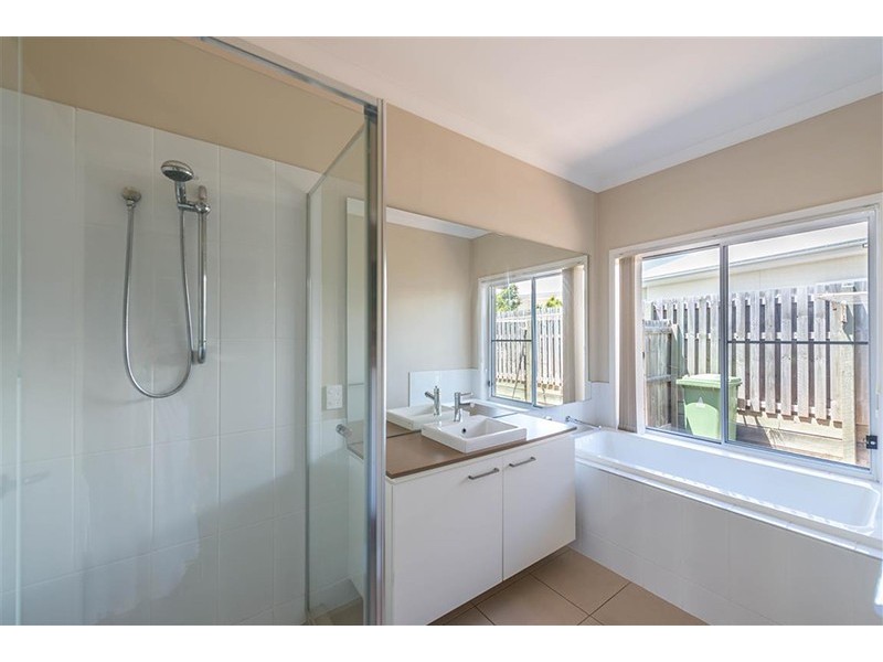 7 Satinay Parade, North Lakes QLD 4509