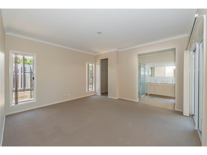 7 Satinay Parade, North Lakes QLD 4509