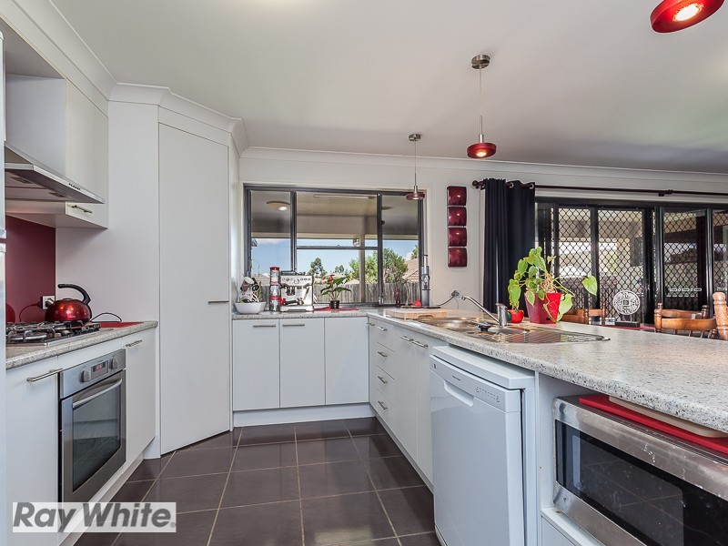 3 Highcliff Crescent, North Lakes QLD 4509