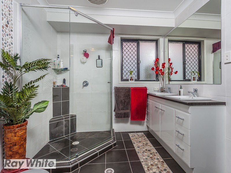 3 Highcliff Crescent, North Lakes QLD 4509