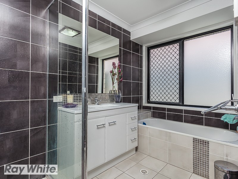 3 Highcliff Crescent, North Lakes QLD 4509