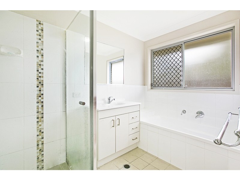 32 Jones Street, Rothwell QLD 4022