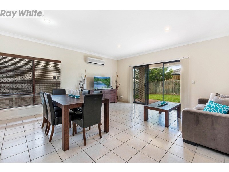 5 Silkpod Court, North Lakes QLD 4509